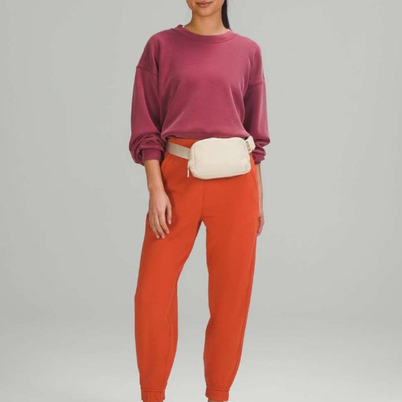 NWT Lululemon Everywhere Belt Bag - White Opal (Metal Logo) - Picture 10 of 10